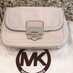 Michael Kors Cross Body Bag